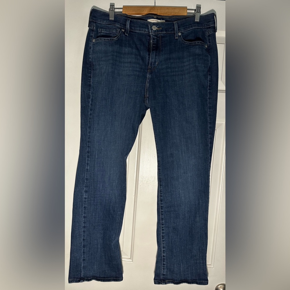 Levi's Blue Straight Leg Jeans Classic Style